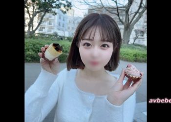 【高清素人】[3285040] 初撮影・顔出し！下着が見えそうなくらいのミニスカートから覗く挑発的な生足に理性を失い野外猥褻！！興奮した専門学生をホテルに連れ込み2回生中出し！！！