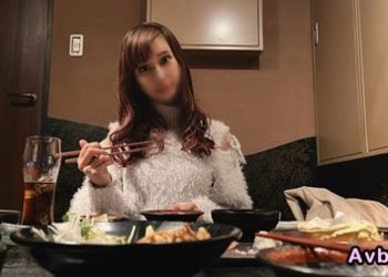 【高清素人】[3349189] 【変態女・ネチネチ】あえて男ばかりの職場に身を置き、マ⚫️コ臭を漂わせながら不謹慎に勤務するど変態、むっつり女