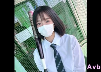 【高清素人】[3665333] 初撮影・顔出し！オレに好意を寄せる清純可憐な女◯◯生をキモオタ中年オヤジに差し出しNTR連続ゴム無し膣内射精！！消えない夏の思い出を刻んでやった・・・