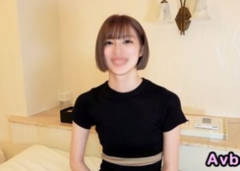 【高清素人】[3958792] 剪髮後改變印象的藝能人相同般外表的妹子再會！這次交涉成功！中出解禁！