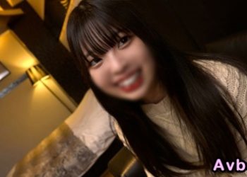【高清素人】[3973085] 【童顏・18歳】還想長高的年齡。超愛撒嬌般保育科專攻的大學生★