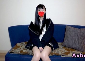 【高清素人】[4576816] 【顔出し・初出演】極細ウエストの美人スレンダー保育士が「良いよ♡」って言うから美マンに中出し♪