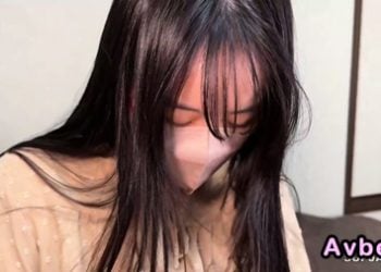 【高清素人】[4670431] 【素人18歳♡】可愛いベトナム人のグエンちゃん♡敏感雑魚乳首を責められて感じまくる！超危険日だけど遠慮なく中出しハメ