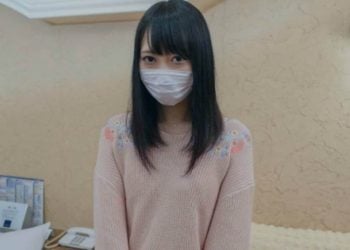【高清素人】22 歲 淫蕩的小穴 無套插入 中出