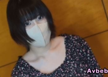 【高清素人】千尋（25歲）濃密注入2L → 連續中出肛門潮吹＆喉嚨潮吹