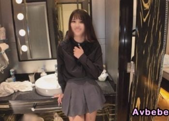 【高清素人】≪時裝模特兒♡高學歷美人≫ 渴望已久的小穴濕透了 根本不需要前戲！在纖細、美麗、豐滿、柔軟的裸體上 粉嫩的嫩穴裡盡情享受中出 ♡