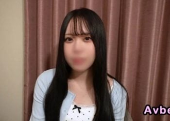 【高清素人】皮膚白皙 雙腿修長 臀部纖細優美。個性順從的M美人 連續兩次射精。