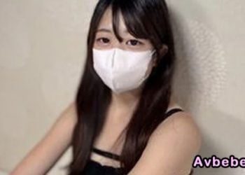 【高清素人】[中出] 來自鄉下的純樸女孩對男人百依百順。在她體內猛烈地射精 ~ 精液都流了出來。