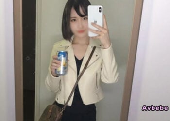 【高清素人】【六本木名媛・橫濱淪陷】奢華系纖細佳麗登場！在中華街的浪漫約會中，徹底墜入戀愛般的背德漩渦。平時高冷貴氣的 Lounge 嬢，在「巨根獵人」的甜言蜜語下徹底繳械，隨著狂暴的「高速後體位」瘋狂痙攣、在陣陣嬌喘中迎接灼熱內射——直擊這場從浪漫純愛到肉慾失控的墮落紀實！