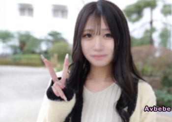 【高清素人】羞澀女大生首度淪陷！纖細美人的禁斷金錢陷阱開發。直擊稚嫩胴體在黑人巨根與強勢子宮衝擊下理智斷線，用神級窄穴迎接尊嚴粉碎的深處內射。沈溺於衝動消費後的肉慾代價，將清純 JD 徹底開發為渴求異質灌注的發情容器！
