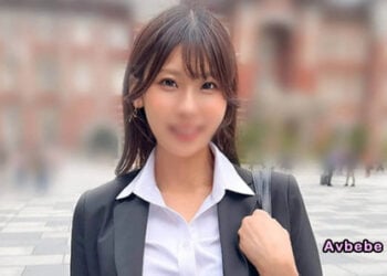 【高清素人】精英女神首度淪陷！28歲外資IT美女的禁斷下班解禁。直擊幹練胴體在強勢抽插與愛液崩壞下理智斷線，用神級名器迎接尊嚴粉碎的口內與子宮雙重灌注。沈溺於高壓後的官能地獄與本能覺醒，將IT正妹徹底開發為渴求濃厚精華的發情容器！