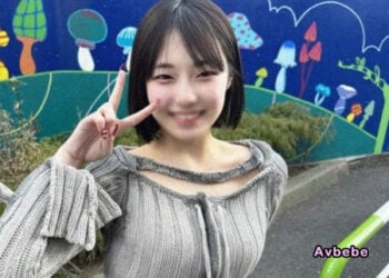 【高清素人】與纖細美女奇跡般的融合「啊啊、用力頂！！」高速肉棒連續突刺引發大暴發，以大量射精結束。