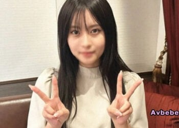 【高清素人】趁著丈夫不在家……與慾求不滿的兼職人妻，在她家中進行無套內射。