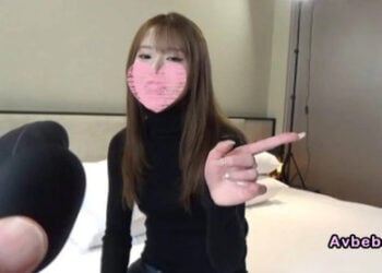 【高清素人】[一鏡到底] 把大家最愛的優花醬交給她遙控按摩棒後，直接命中了巨大的陰蒂！接著對變得更加巨大的陰蒂進行執拗的衝刺，最後將精液噴灑在半中出半外射的狀態下。