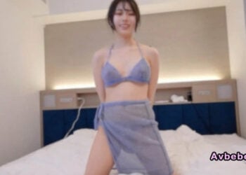 【高清素人】喜愛性愛的 G 罩杯 SSS 級關西美女，我們用猜拳決定順序，之後隨心所欲地大玩特玩！