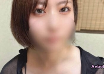 【高清素人】【初次拍攝】超級可愛的 20 歲 E 罩杯巨乳素人♡體質極度敏感，甚至能讓內褲濕成一片♡體內中出！