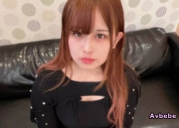 【高清素人】致命的反差萌魅力 平時害羞內向的時髦服飾店正妹被狠狠調教中出！