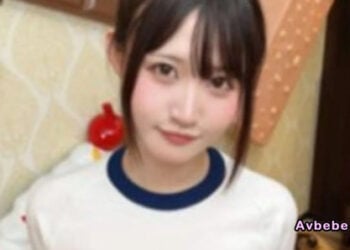 【高清素人】地下樂團美女主唱，共度一場不可告人的秘密夏日約會，可愛到犯規的『日系復古運動短褲』裝扮！