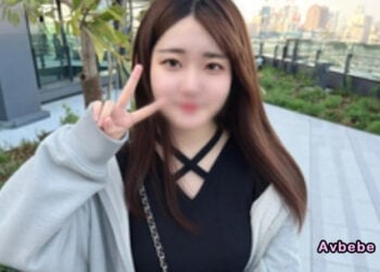 【高清素人】害羞的白皙女孩。經驗尚淺的白嫩軀體被成人的巨大肉棒一路教育到子宮深處