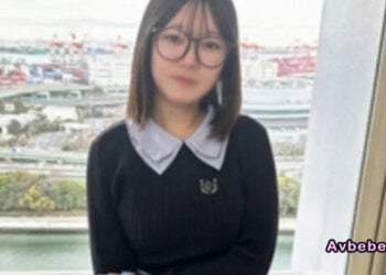 【高清素人】從福岡上京的純樸教育實習生。青澀稚嫩的身體遭到東京大人巨大肉棒的猛烈抽插而瘋狂高潮。