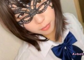 【高清素人】利用空檔時間把她叫來、爽快地用站立後背位讓她舒服。無套中出